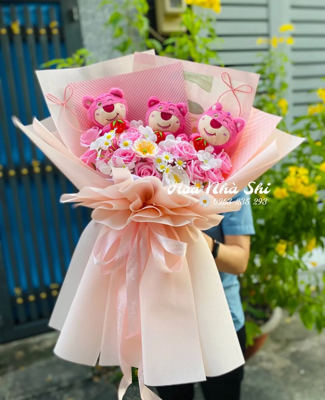 Bó Hoa Sáp Thơm 3 Gấu - 059